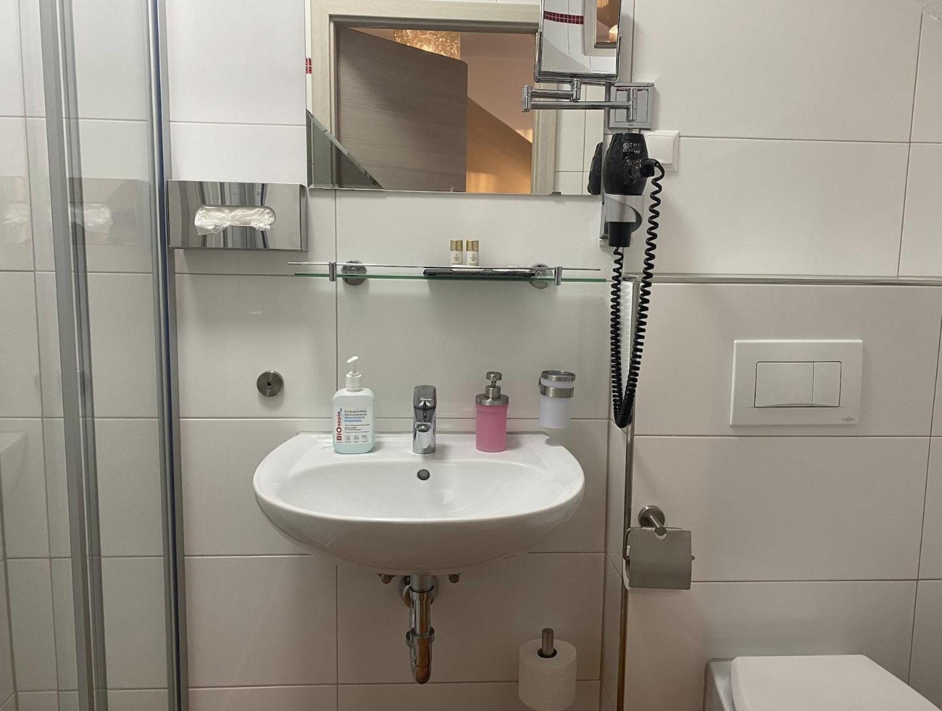 Stadt Hotel Marktheidenfeld Bagian luar foto